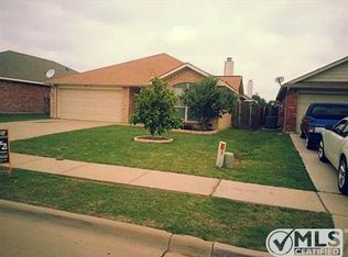 1008 Carlsbad Dr, Grand Prairie, TX 75051