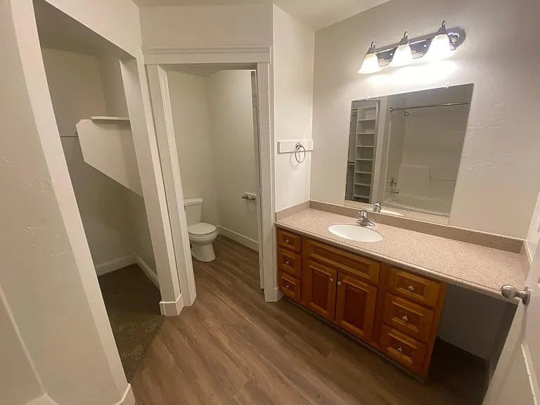 1587 N 565 W #104 — Photo 17