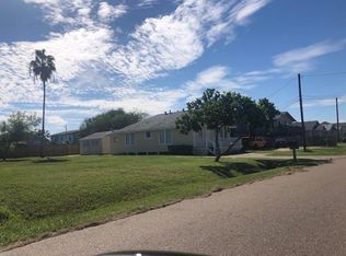 421 Skipper Ln, Corpus Christi, TX 78418