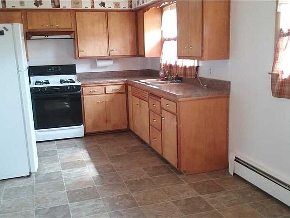 3rd image of 15254 Homer Dr