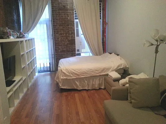 Rented by Geoffrey Stevens Realty | media 14