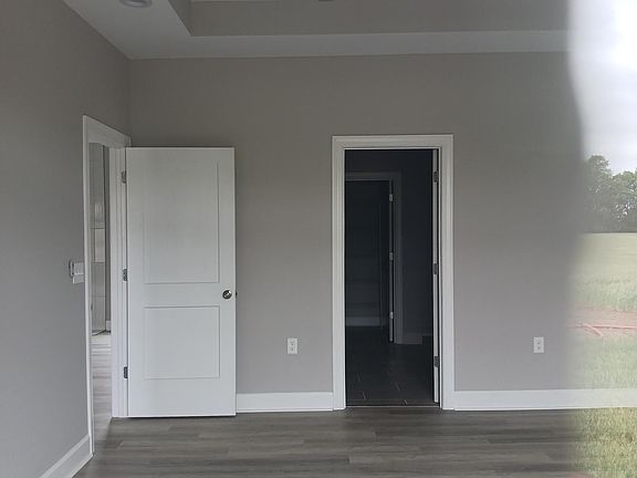 3rd image of 323 Leon Dr