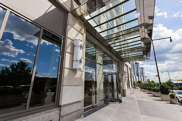 Rented by Citi Habitats | media 30