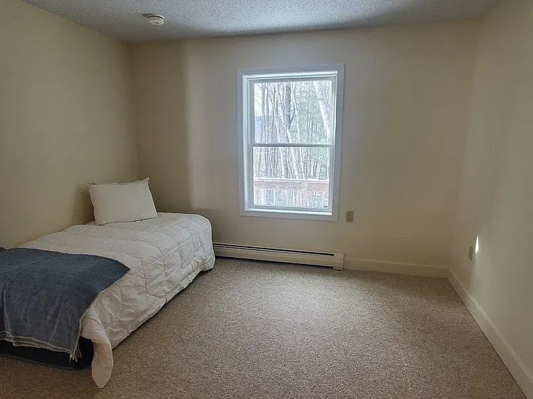 24 Bear Ln — Photo 8