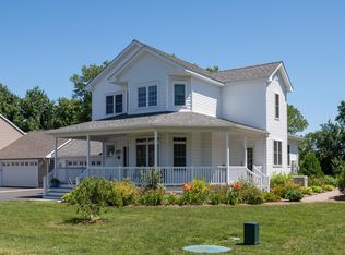 31 Elm St #C, Hatfield, MA 01038