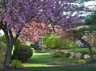 3565 Port Cove Dr #77-1, Waterford, MI 48328