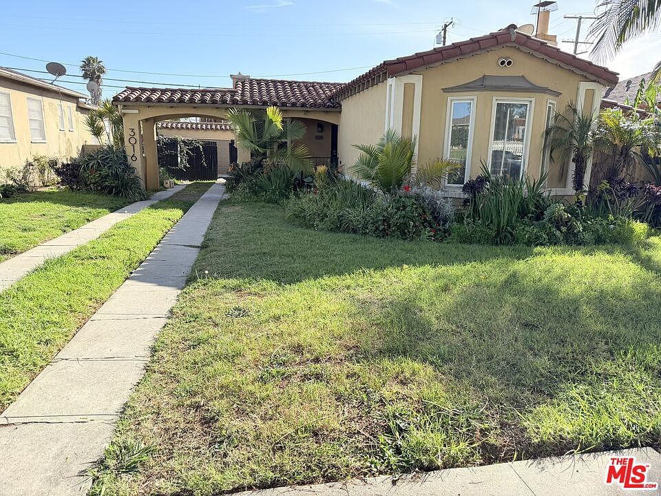 1st image of 3016 W 83rd St