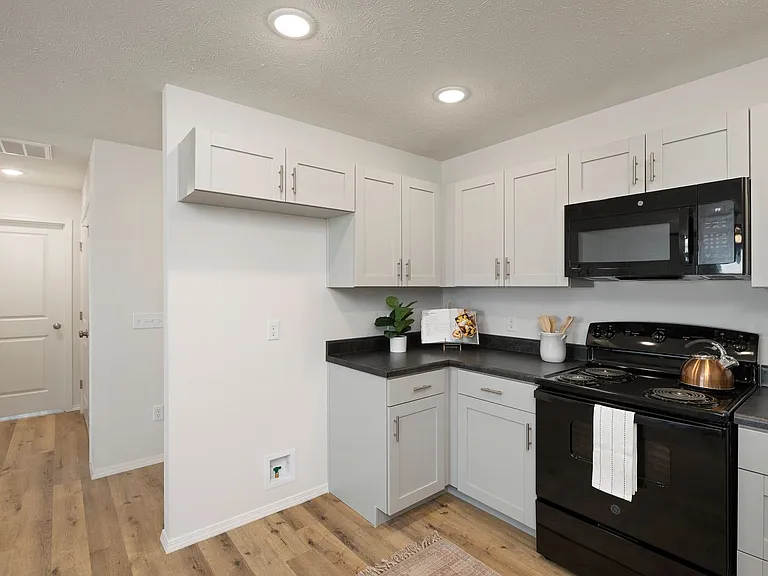 1213 S Choctaw Rd — Photo 5