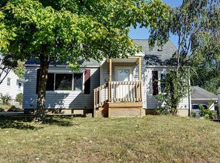 15 Burton Rd, Middletown, OH 45044