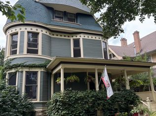 1232 Hinman Ave #3, Evanston, IL 60202