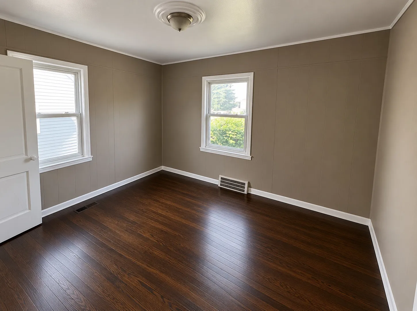 8289 Standard Ave — Photo 4