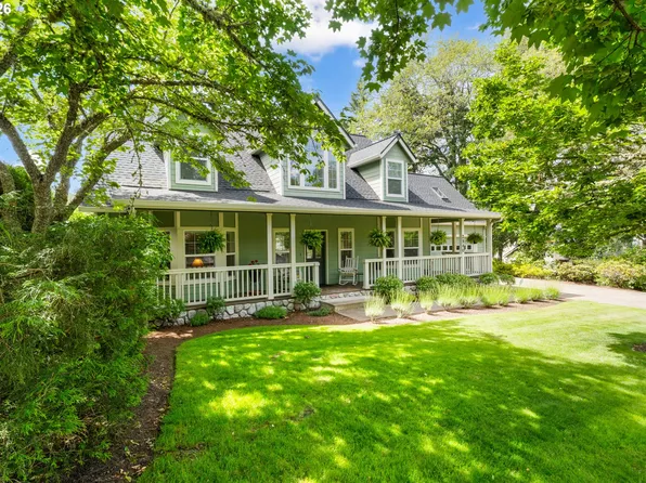 2940 Summit Terrace Dr, Eugene, OR 97405