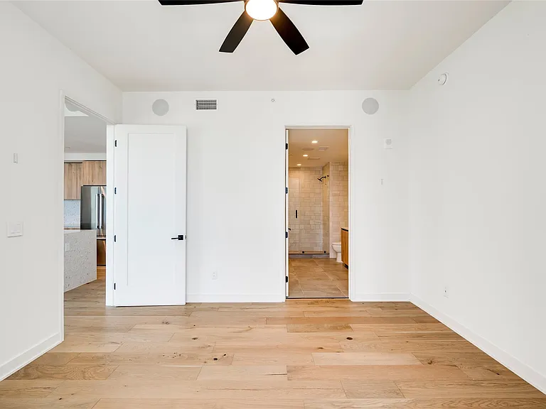 84 East Ave #2801 — Photo 12