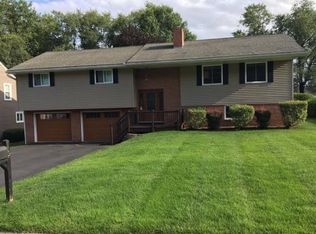 15 Wallace Rd, Binghamton, NY 13905