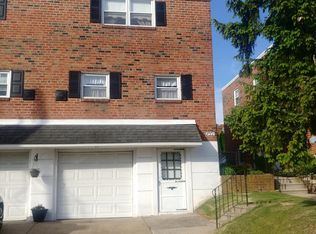 832 Arnold St, Philadelphia, PA 19111