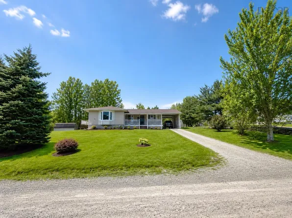 39 Fletcher Ln, West Hants, NS B0N 1L0