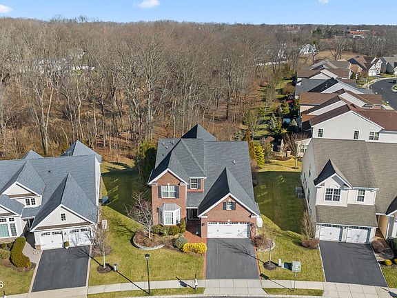 3rd image of 331 Dorn Drive
