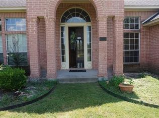 103 Ridgeway Dr, Ovilla, TX 75154