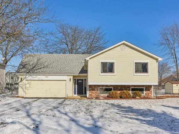 782 Balboa Ter E, Bartlett, IL 60103