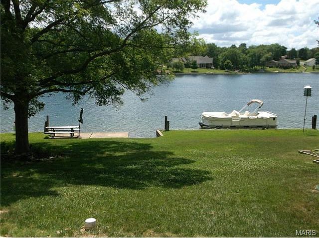 1st image of 5844 N Lakeshore Dr