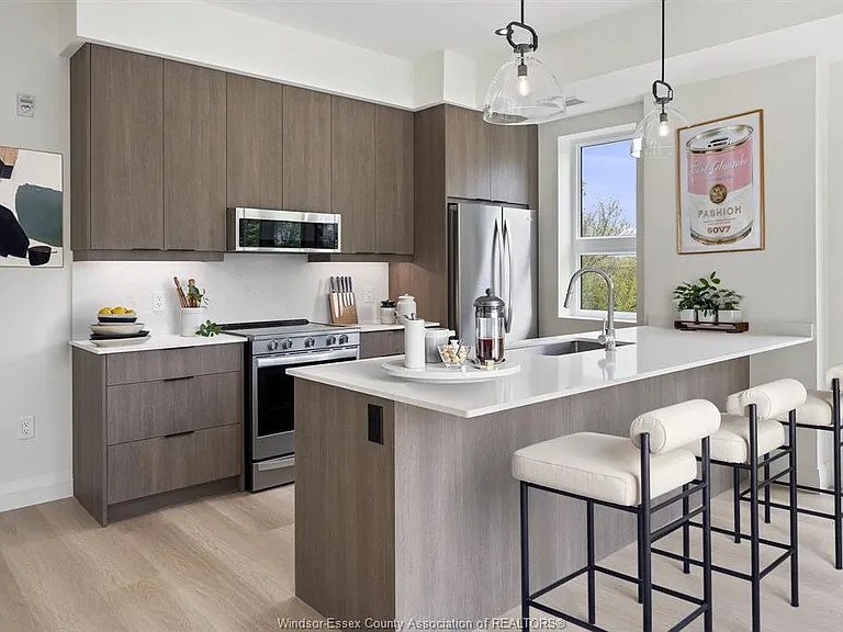 1630 Sprucewood Ave #303 — Photo 3