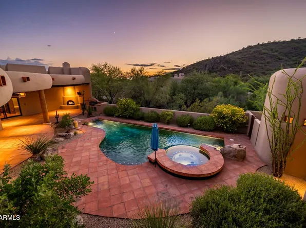 8300 E DIXILETA Drive #227, Scottsdale, AZ 85266