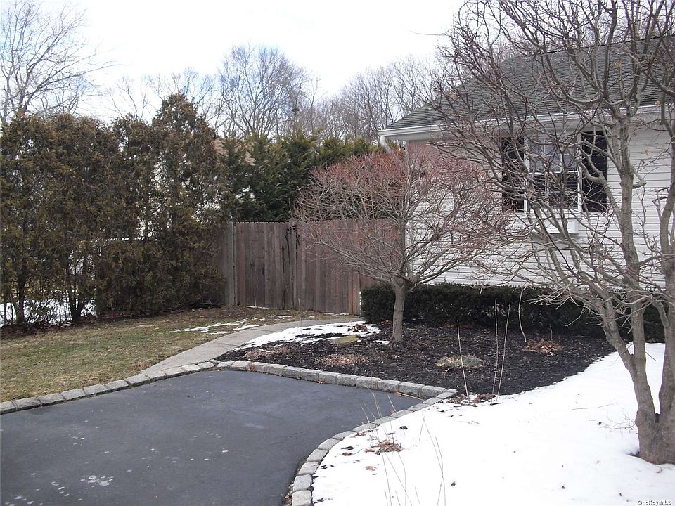 59 Lincoln Blvd, East Moriches, NY 11940 MLS 3451622 Zillow