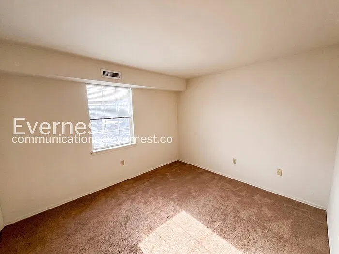 2 bed, 1.0 bath, 625 sqft, $970 — Photo 4