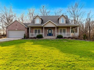 270 E Roy Barnes Rd, Sturgeon, MO 65284
