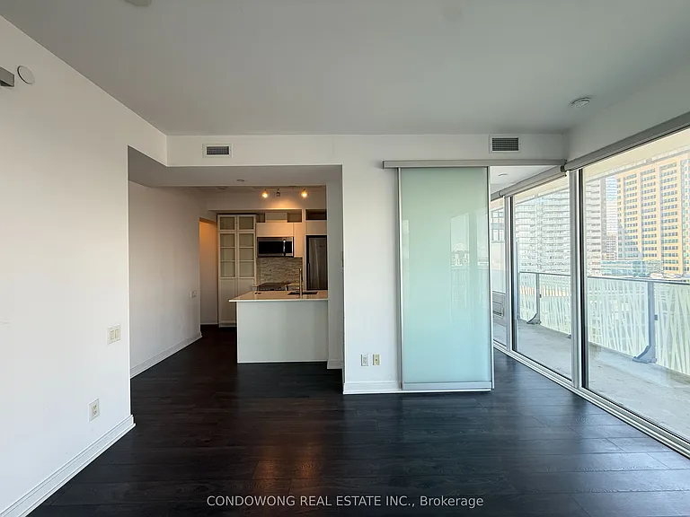 42 Charles St E #2609 — Photo 1