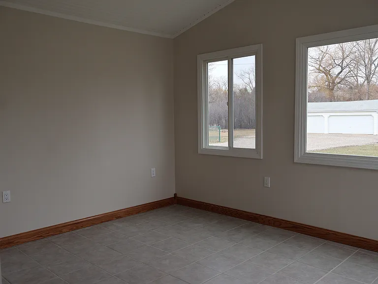 4888 Clinton Way Dr — Photo 8