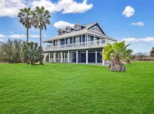 13611 Stewart Rd, Galveston, TX 77554