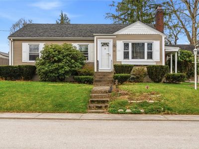 40 Shortway Dr, West Warwick, RI, 02893