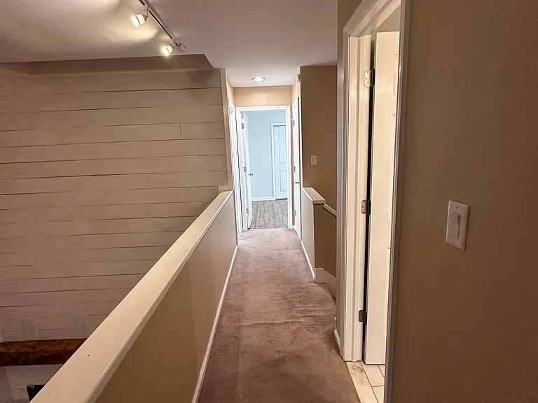 619 Cedar Ridge Ln — Photo 15