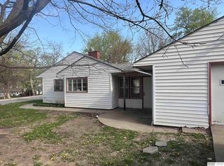 1801 N 66th St, Omaha, NE 68104