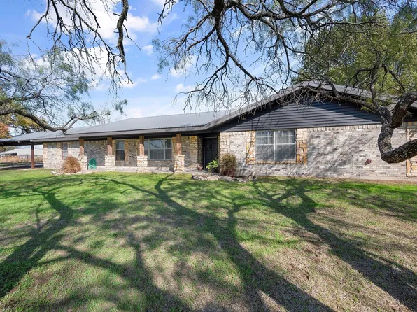 7956 NW County Road 4060, Blooming Grove, TX 76626