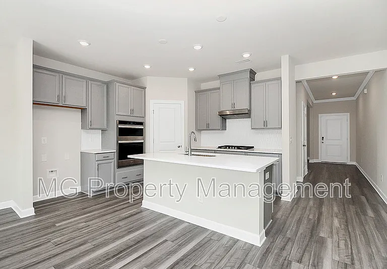 12008 Camdenhurst Rd — Photo 5