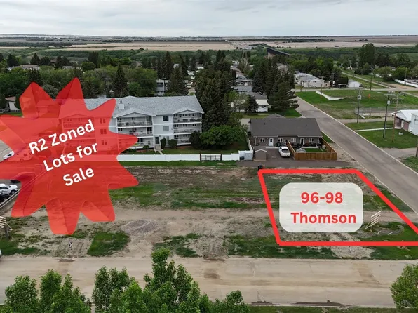 96-98 Thomson Street, Outlook, SK S0L 2N0
