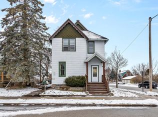 2002 S 14th St, Sheboygan, WI 53081