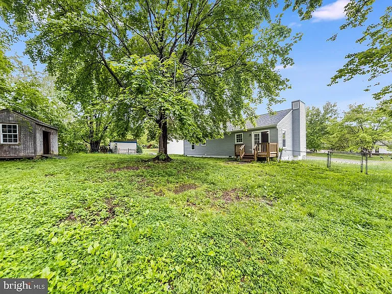 11802 Oakdale Ct — Photo 18