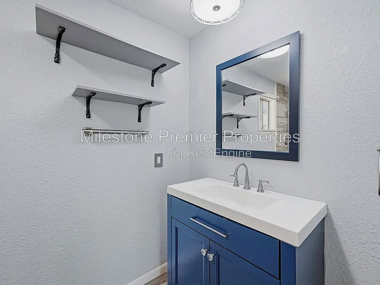 101 Lakewood Ln — Photo 16