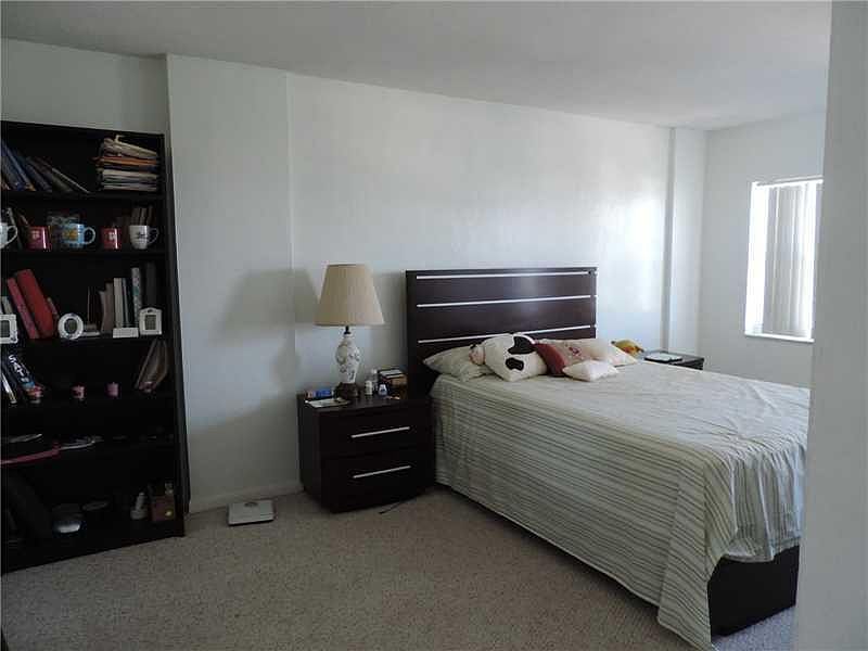 2nd image of 2900 NE 30th Street #5F