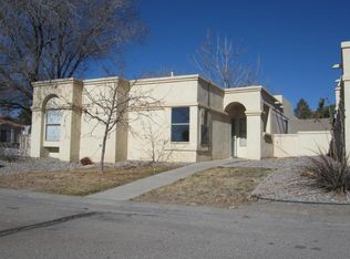 1701 Parkview Way NE, Rio Rancho, NM 87144