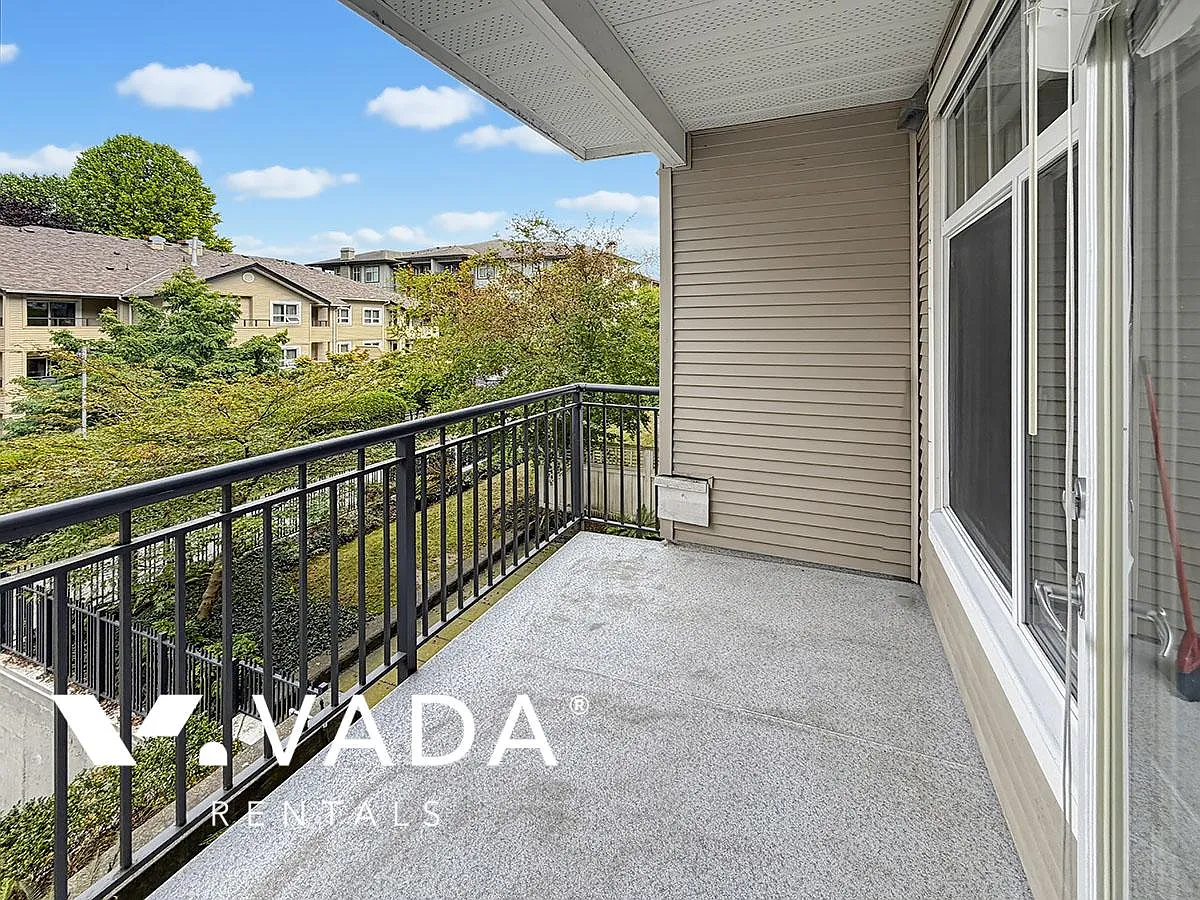 2353 Marpole Avenue Port Coquitlam — Photo 3
