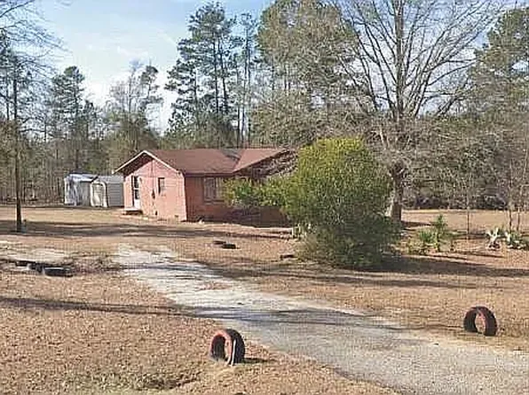 2071 Carrs Station Rd, Sparta, GA 31087