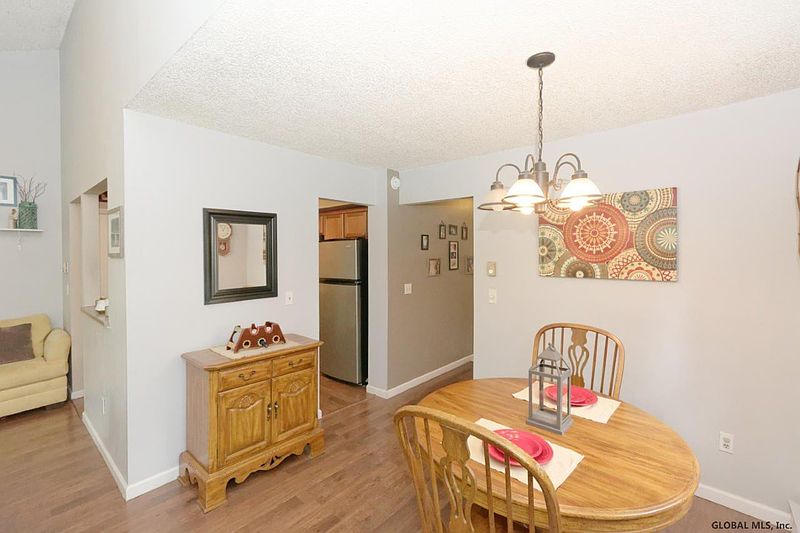 3rd image of 6B KIMBERLY Court