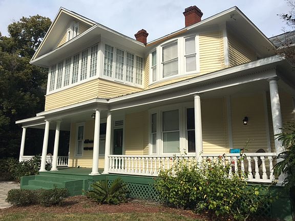 2nd image of 211 Beach Place