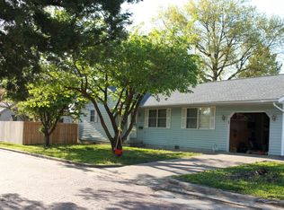 1000 N 14th St, Herrin, IL 62948