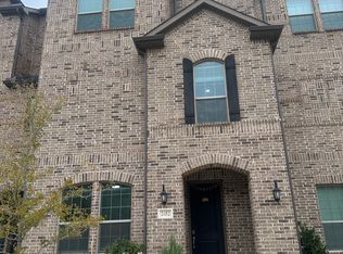 2452 Merriweather Ln, Flower Mound, TX 75028