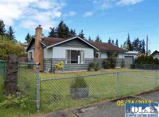 1322 S Cedar St, Port Angeles, WA 98362
